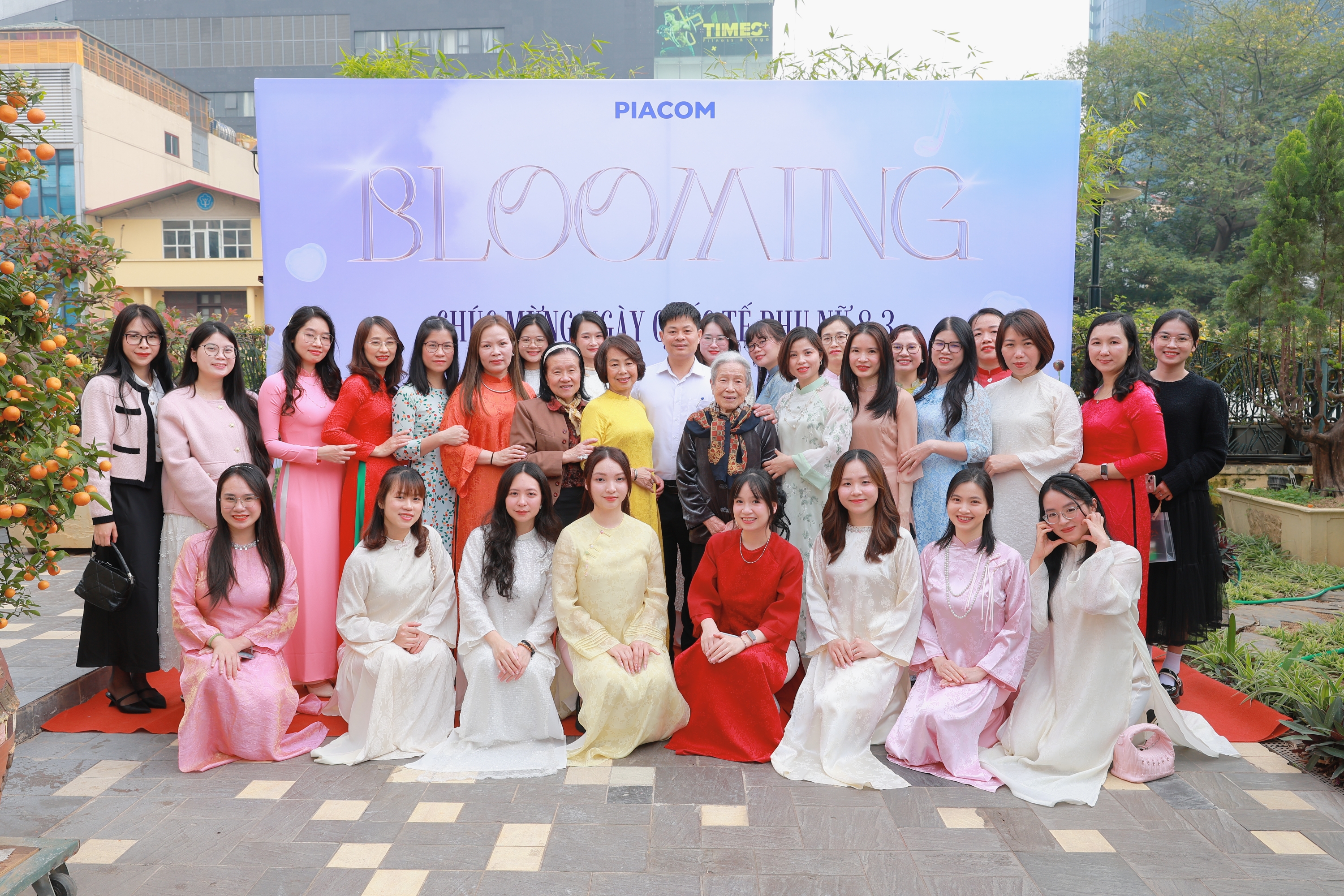 Một Buổi Trưa Ngập Tràn Hương Sắc tại Dong Son Drum